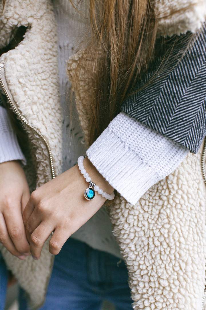 Beaded Bracelet in White Moonstone (프리사이즈)